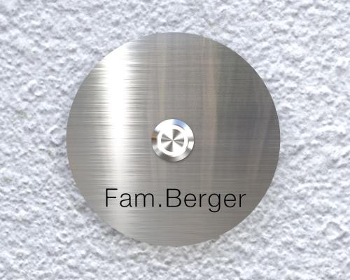 Artikelbild des Artikels “Aufputz Edelstahl Funkklingel mit 230 Volt Gong „Clear Round“ “
