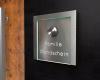 Artikelbild 6 des Artikels “Design Edelstahlklingel mit LED-beleuchteter Namensgravur hinter Acrylglas 