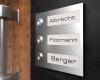 Artikelbild 6 des Artikels “3-Familien Design Edelstahlklingel mit LED-beleuchteten Gravurschildern (austauschbar) „Th(re)e Spark“ “