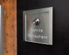 Artikelbild 8 des Artikels “Design Edelstahlklingel mit LED-beleuchteter Namensgravur hinter Acrylglas 
